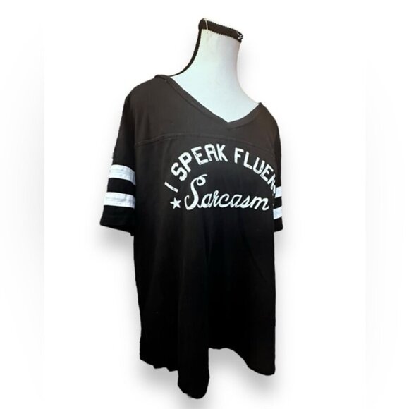 Women’s torrid 1 Black Graphic Football Tee I Speak Fluent Sarcasm - Picture 7 of 9